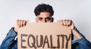 Hukuk ve İnsan Hakları: Temel Kavramlar ve Uygulamalar hukuk ve insan haklari temel kavramlar ve uygulamalar