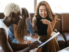 Hukuki Danışmanlık Alanında Uzmanlaşmanın Önemi ve Kariyer Fırsatları Nelerdir? hukuki danismanlik alaninda uzmanlasmanin onemi ve kariyer firsatlari